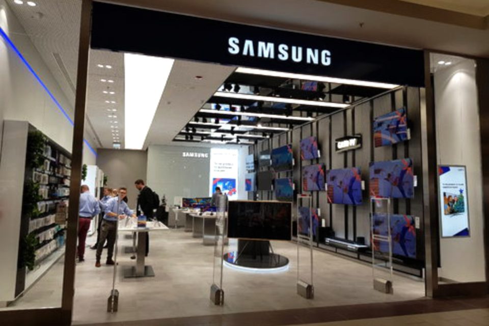 Samsung Otworzyl Juz 20 Sty Brand Store W Polsce Najnowszy Salon Otwarto W Warszawskiej Galerii Mokotow Itreseller