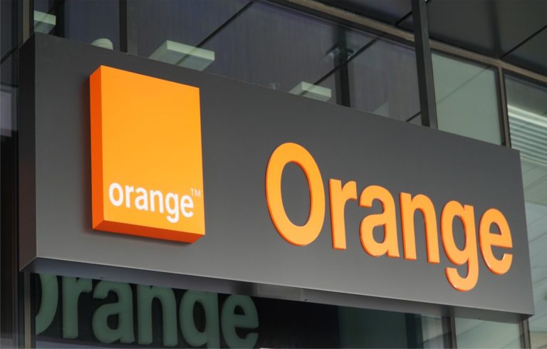 Orange nadal najpopularniejszą siecią dostępu do Internetu w Polsce, co potwierdzaja wyniki najnowszego badania firmy nazwa.pl
