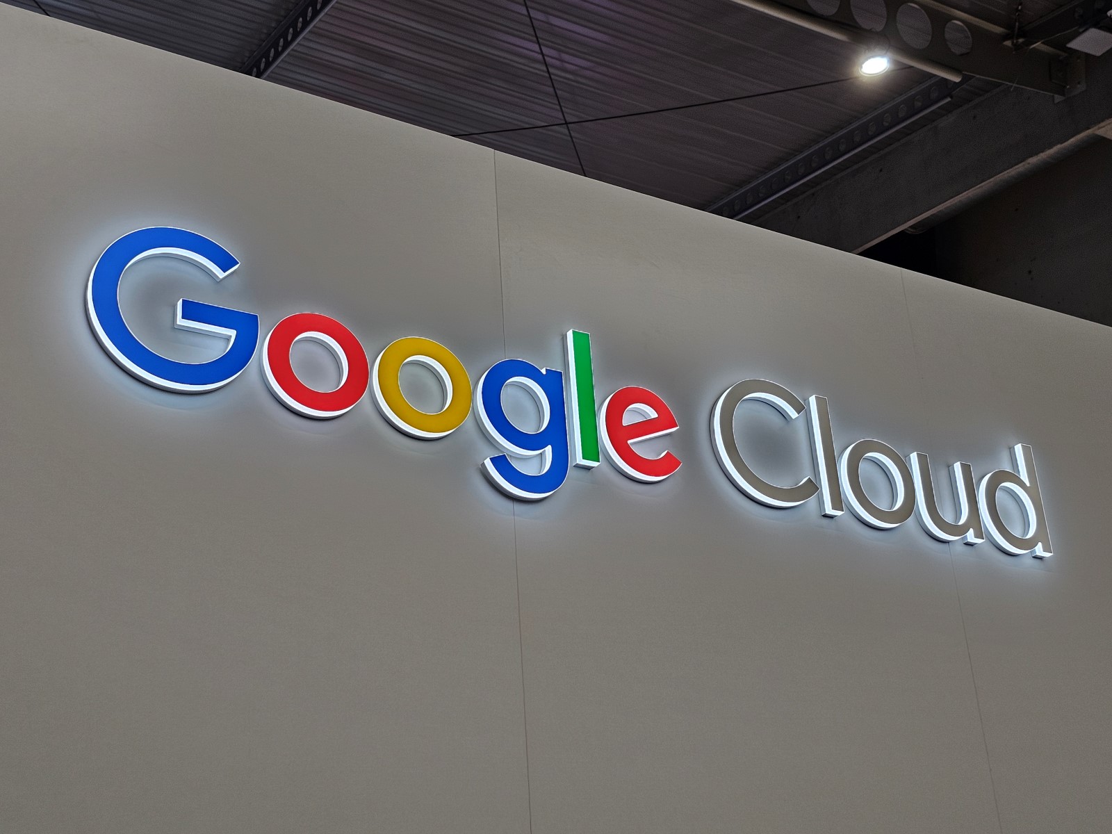 Google Cloud zwiększa możliwości w zakresie groundingu w Vertex AI